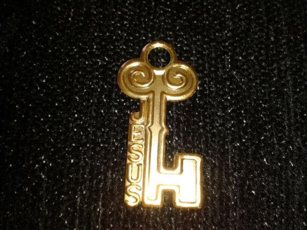 pingente chave jesus (sem cordão) cod:027